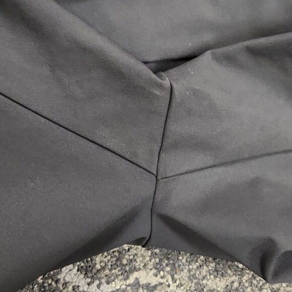 TAIL Golf Shorts 8 - Picture 6 of 7